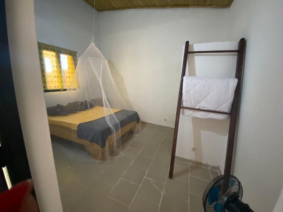 Petite Maison En Bord De Mer Palmarin Nguedj ภายนอก รูปภาพ